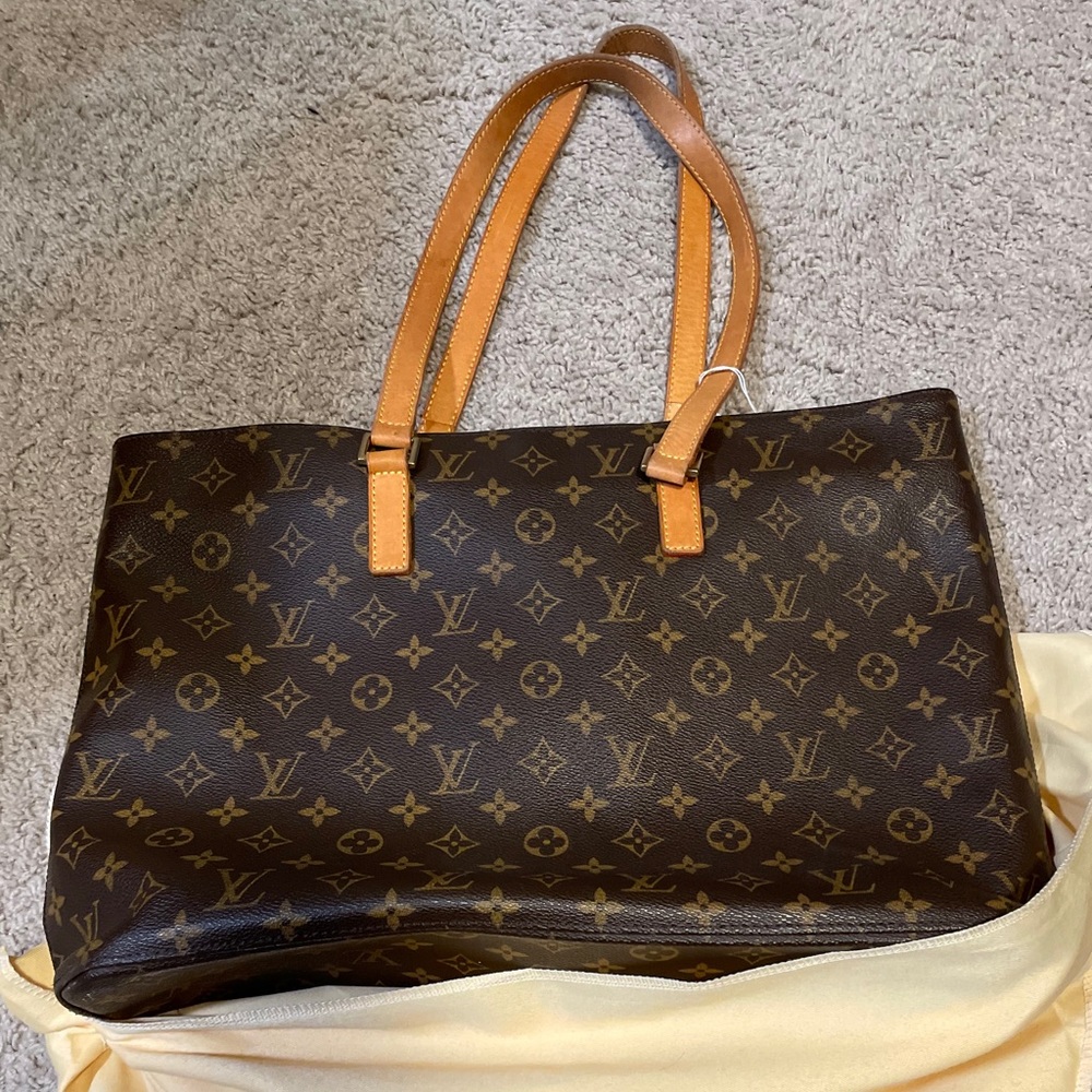 Louis Vuitton Tote